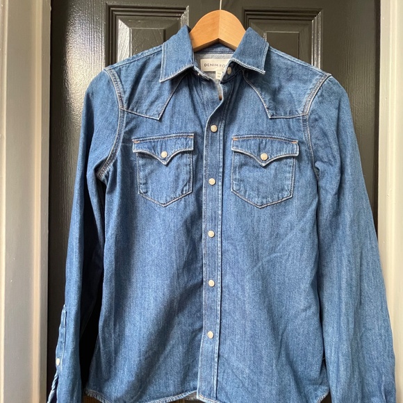 New Denim Forum Aritzia Western Denim Shirt XS - Picture 3 of 6